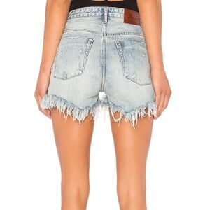 One Teaspoon Denim Shorts. Size 28